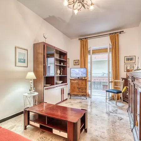 Appartement Tullia Relax 650m From The Sea - Happy