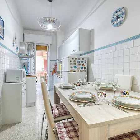 Appartement Tullia Relax 650m From The Sea - Happy Alassio