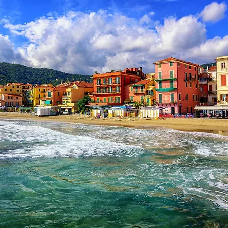 Appartement Tullia Relax 650m From The Sea - Happy